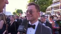 Taron Egerton au micro de Laurent Weil - Cannes 2019