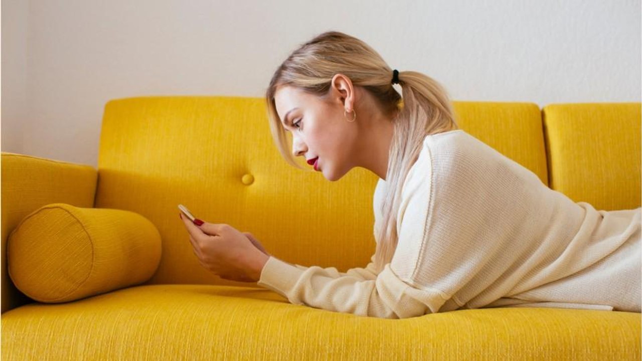 This is why #YouKnowMe is trending on Twitter right now