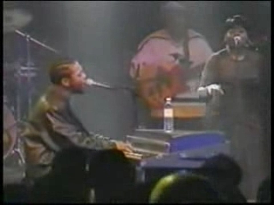 D'Angelo - Me And Those Dreaming Eyes Of Mine Live
