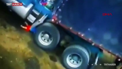 TIR'ın altında kalan çocuğun mucize kurtuluşu