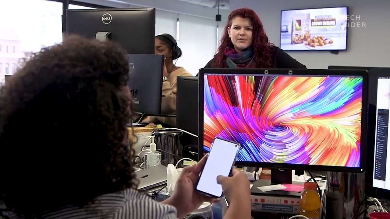 Lifelong iPhone User Switches To The Galaxy S10