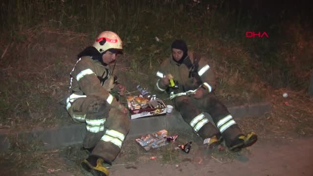 Küçükçekmece'de Palet Fabrikası Alev Alev Yandı