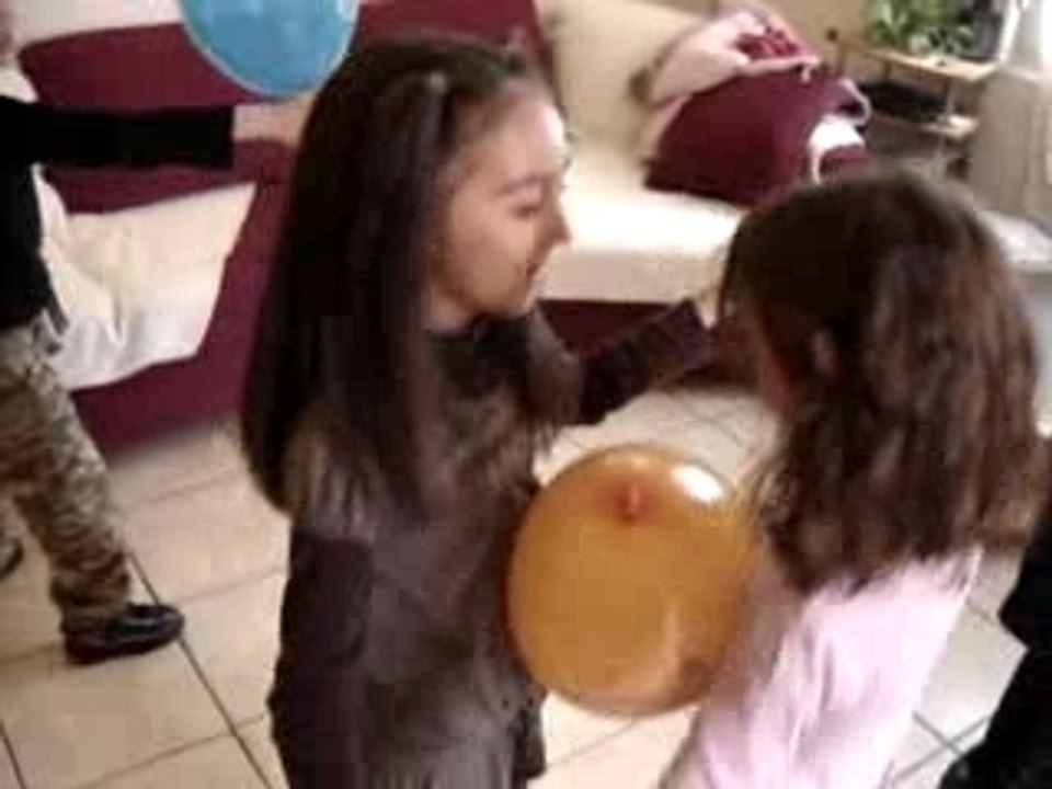 MOV05712