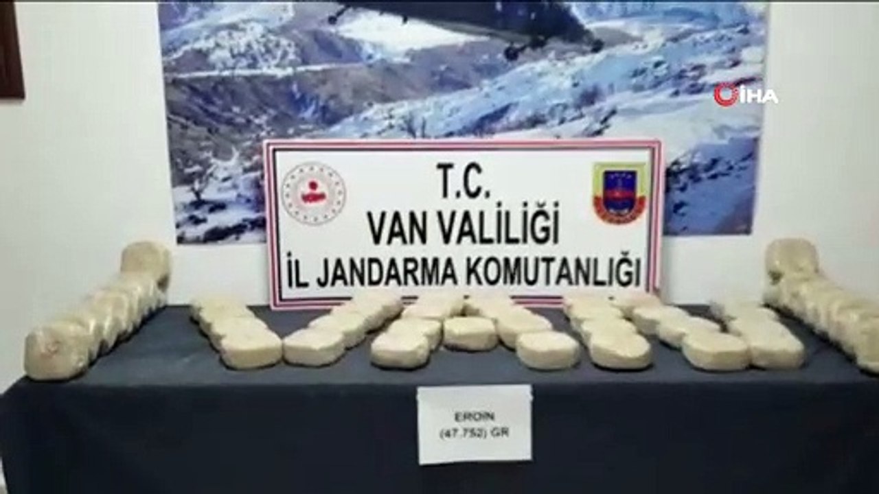 Özel ekip tarafından İran sınırında yapılan operasyonda 47 kilo eroin ele geçirildi