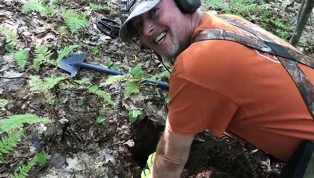 Just Bob of Stealth Diggers metal detecting relic hunting - Not Thursday #129 interview spotlight