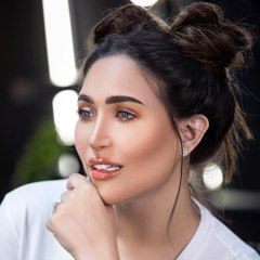 لوك جديد للدكتورة خلود يخطف الأنظار بقوة