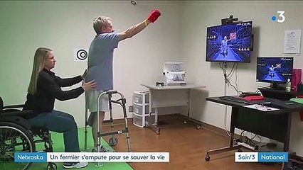 États-Unis : un fermier se coupe la jambe pour rester en vie