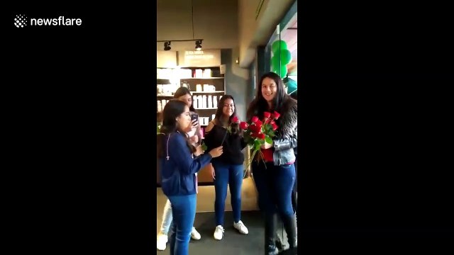 Boyfriend makes surprise proposal in coffee shop as girlfriend goes to buy breakfast