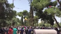 Yüzbinler Mescid-i Aksa'da Cuma Namazı Kıldı