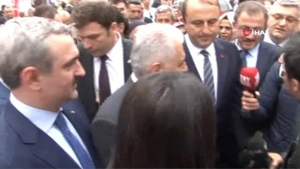 Binali Yıldırım: "Biz Herkesi Seviyoruz, Bizi Sevmeyenleri de Seviyoruz"