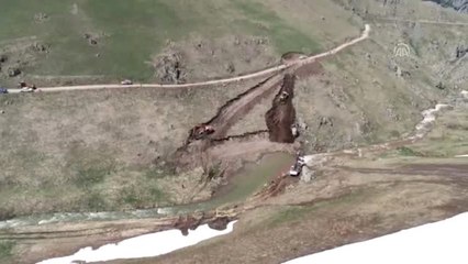 Aa Muhabirini Arama Çalışmaları Sürüyor - Drone Görüntüsü