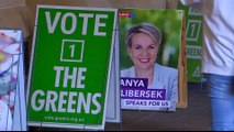 Australia elections: Polls predict change of government