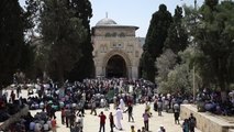 Mescid-i Aksa'da 200 Bini Aşkın Kişi Cuma Namazı Kıldı