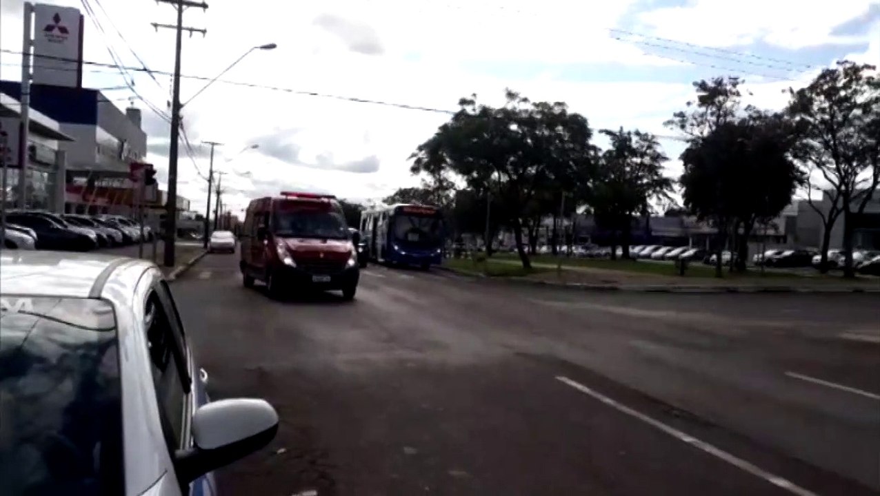 Jovem fica ferido ao cair e bater a cabeça em empresa no Pacaembu