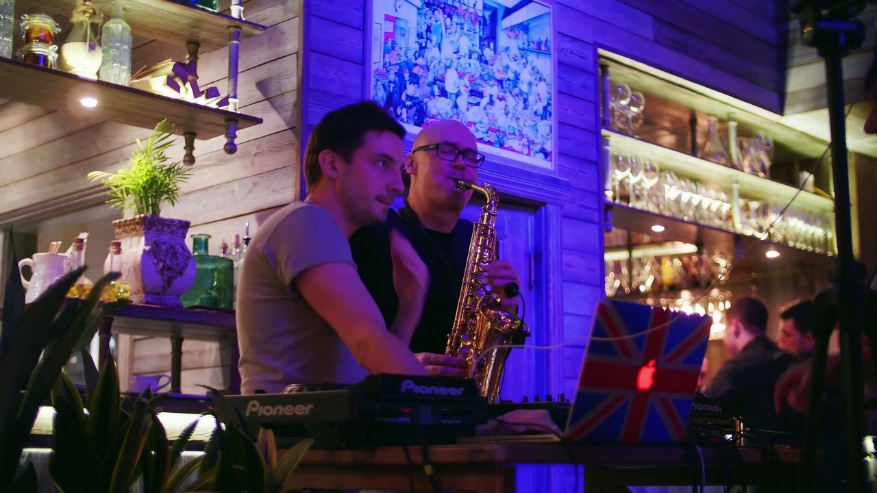 Syntheticsax & Dj  - Live fantastic music Saxophone