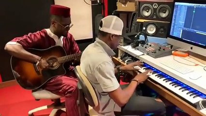 Mais qu'est ce qu'ils mijotent ?