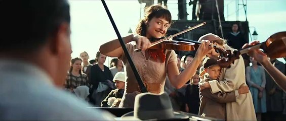 FLUCHT AUS LENINGRAD Film