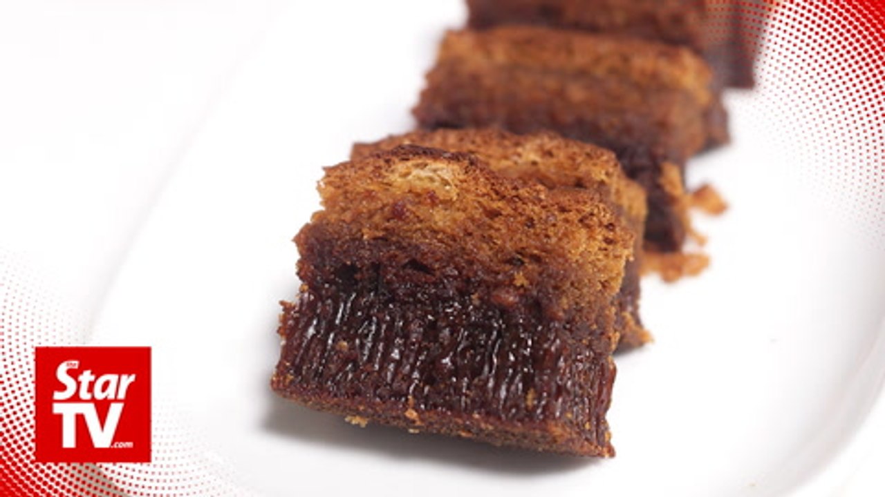 Retro Recipe: Honeycomb Cake