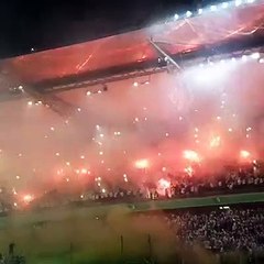 L'incroyable spectacle dessupporters du Legia Varsovie
