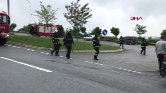 2 Otomobil Kavşakta Çarpıştı 1 Yaralı