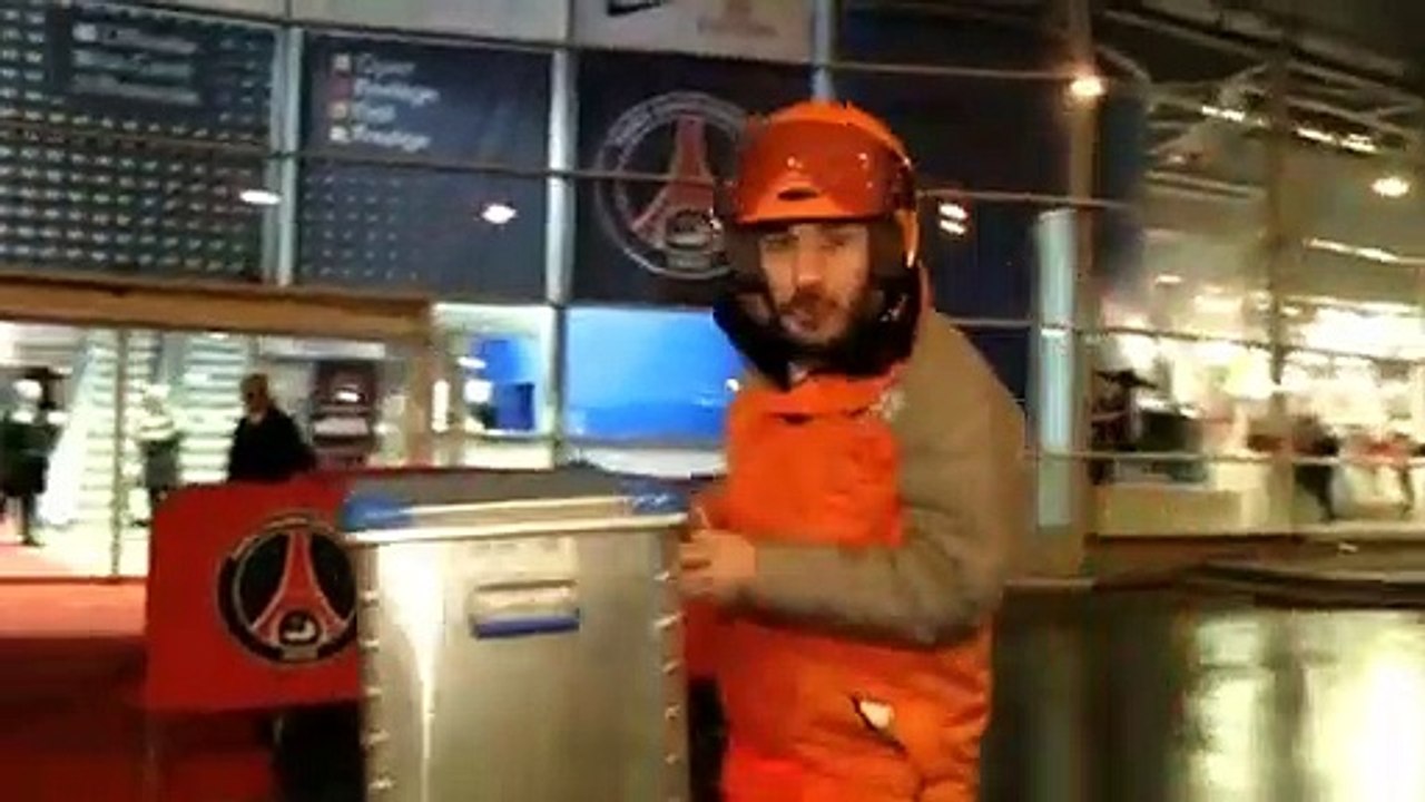 Coursier-paris au match de foot !