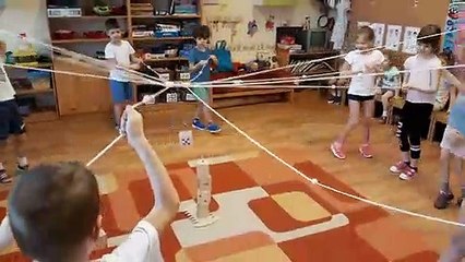 La Tour de Froebel, le jeu coopératif