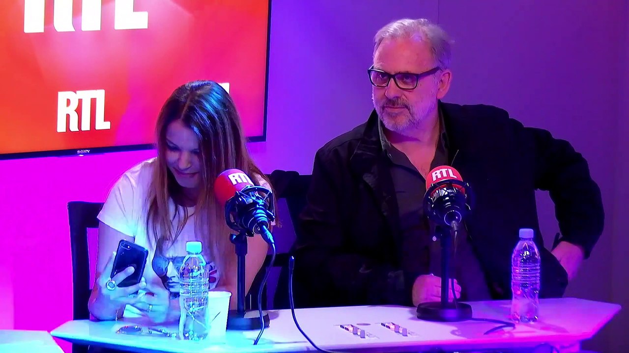 Larusso chante en live "Tu m'oublieras"