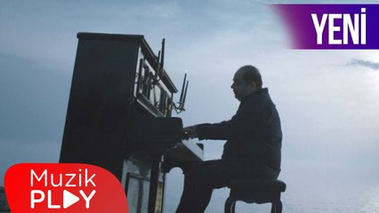 Özer Atik - Geceler Beyaz