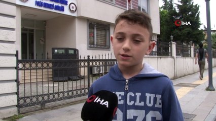 Tartıştığı çocuklar ödevini parçalayınca soluğu polis merkezinde aldı