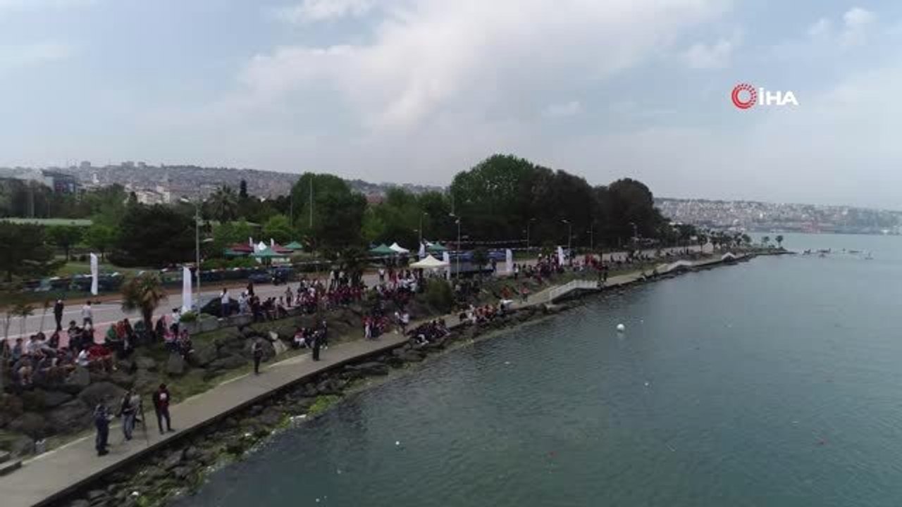 19 Mayıs Coşkusu Tüm Hızıyla Sürüyor...nefes Kesen Dragon Bot Yarışları Havadan Görüntülendi