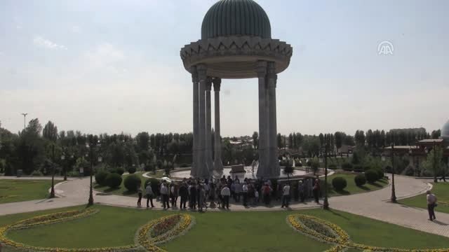 Özbekistan'da Kırım Tatar Sürgünü İçin Anma Töreni