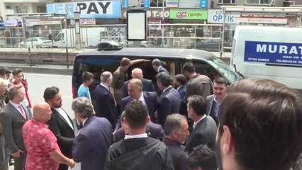 Soylu, Sultangazi'deki Bir Tekstil Atölyesini Ziyaret Etti