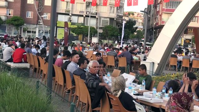 Siirt Valiliği'nden 2 bin kişilik iftar - SİİRT