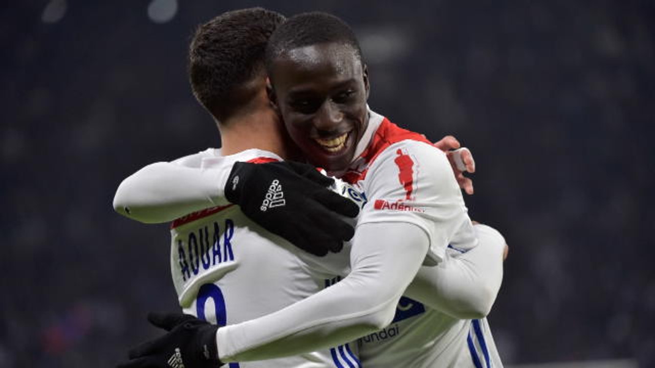 Real - Zidane répond à la rumeur Ferland Mendy