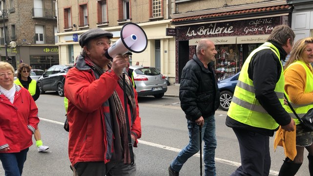 50 Gilets jaunes défilent dans le centre-ville Samedi 18 mai 2019
