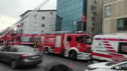 Beykoz'da İş Merkezinde Yangın