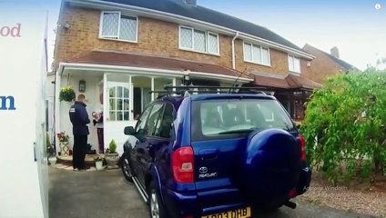 Can't pay, We'll take it away Special S04 E25