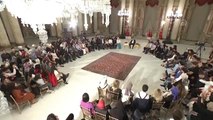 Cumhurbaşkanı Erdoğan, Dolmabahçe Sarayı'nda Gençlerle Buluştu - Ekonomik Durum ve Özçekim Yapılması
