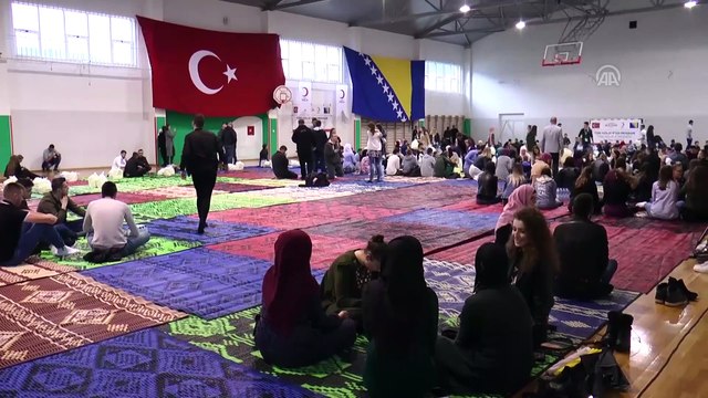 Türk Kızılaydan Mostar'da iftar programı - MOSTAR