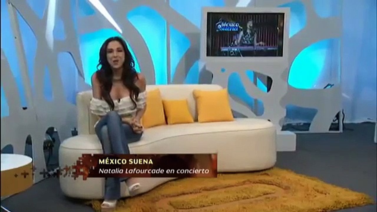 Sandra Corcuera muestra chichis