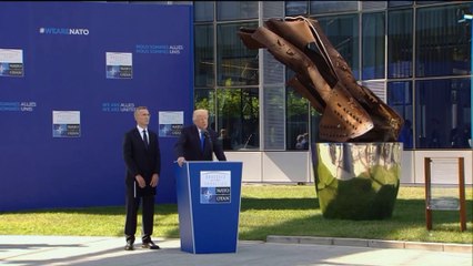 Trump podría indultar a militares con crímenes de guerra