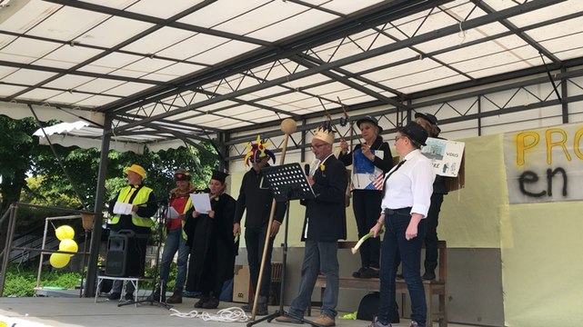 Les Gilets jaunes font passer leur message par le théâtre