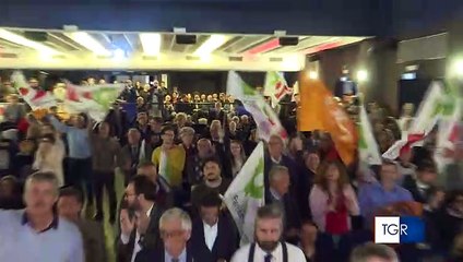 PD, Zingaretti a Bari: "la Lega vuole distruggere la vita dei pugliesi". All'incontro c'è anche Vendola