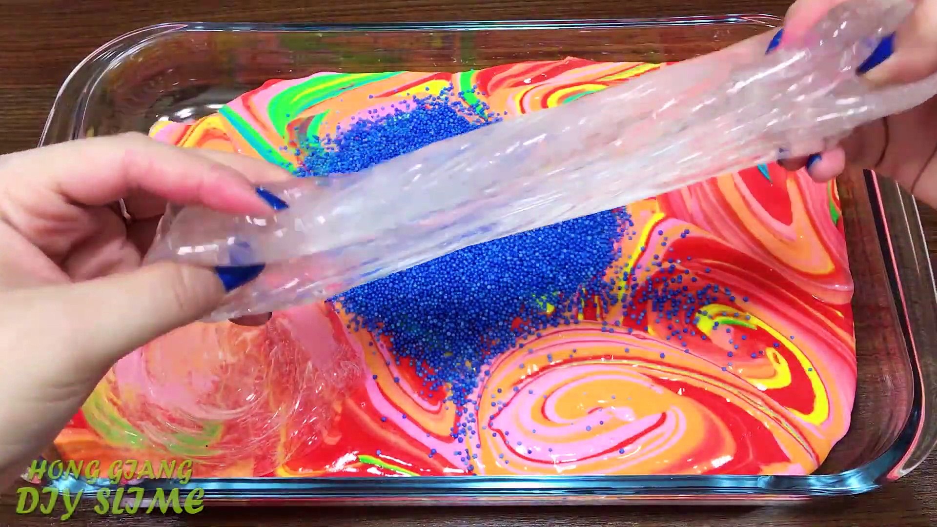 ⁣Special Series #31 BLUE DOREAMON vs PINK HELLO KITTY !! Mixing Random Things into Slime