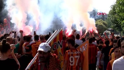 Spor Galatasaray Kafilesi Florya'dan Ayrıldı