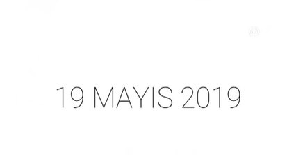 Öğrencilerden "Atatürk'ün İmzası Kareografisi"