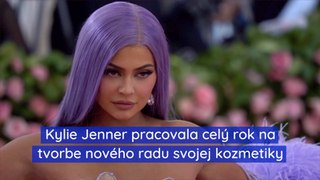 Kylie Jenner pracovala celý rok na tvorbe nového radu svojej kozmetiky