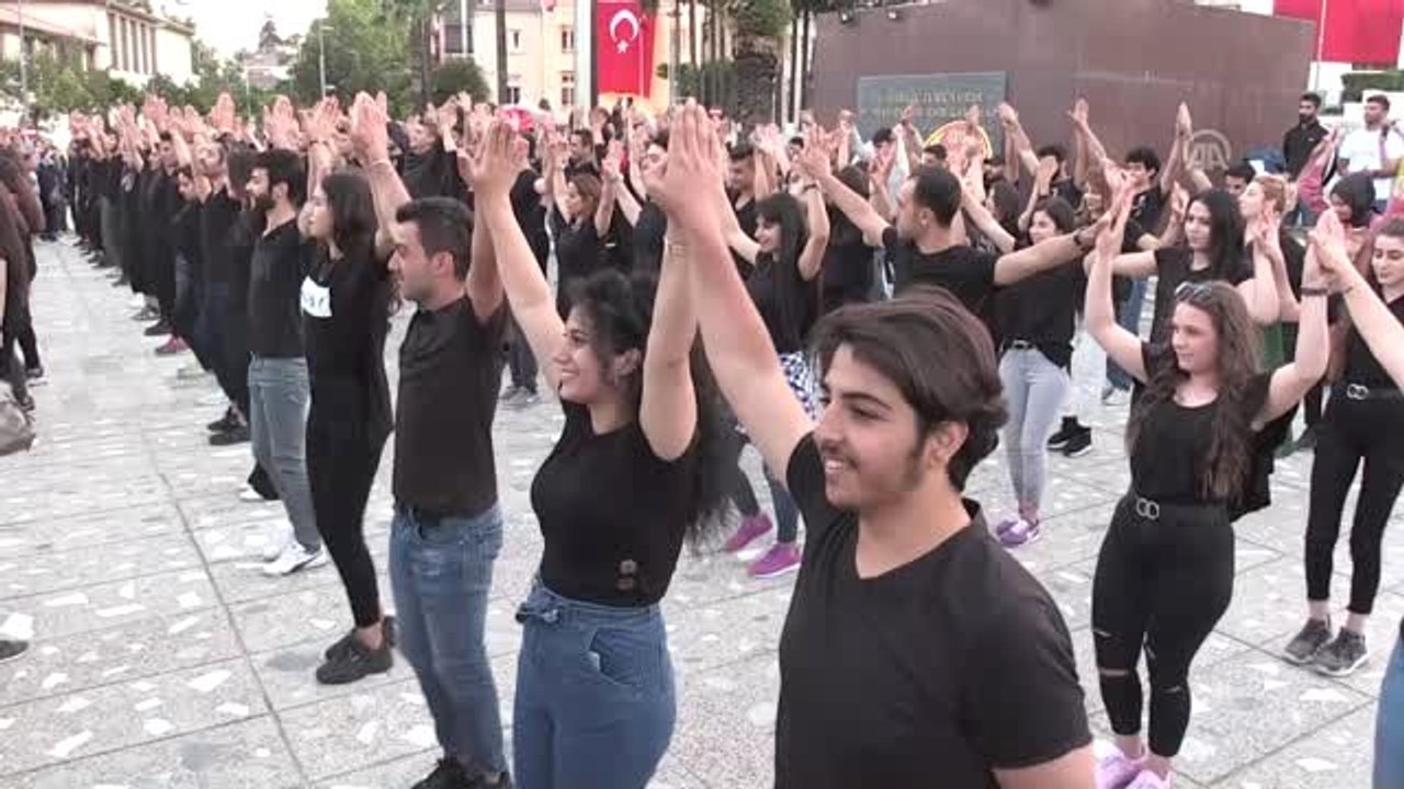 Atatürk'ün Samsun'a Çıkışının 100. Yılında Atabarı Oynadılar