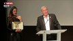 Alain Delon tire sa révérence en recevant la Palme d’Or d’honneur pour l’ensemble de sa carrière