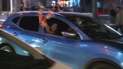 İstanbul- Bağdat Caddesi'nde Şampiyonluk Turu Atan Taraftarlara Saldırı